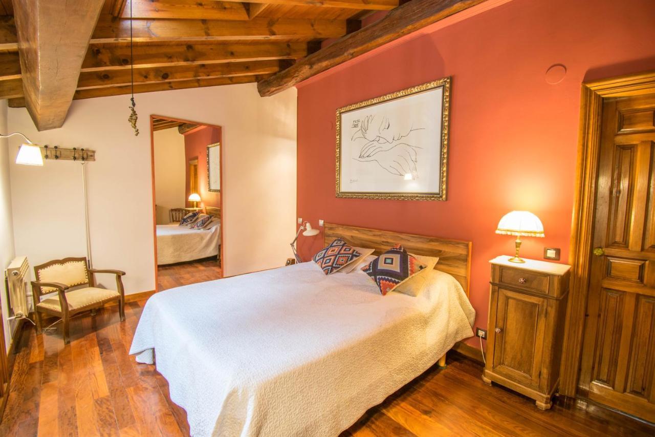 Casa Maitetxu, Acogedores Apartamentos Proximos A Pamplona Puente la Reina Buitenkant foto