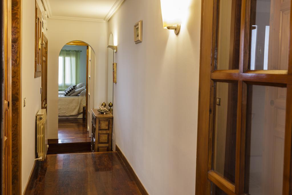 Casa Maitetxu, Acogedores Apartamentos Proximos A Pamplona Puente la Reina Buitenkant foto